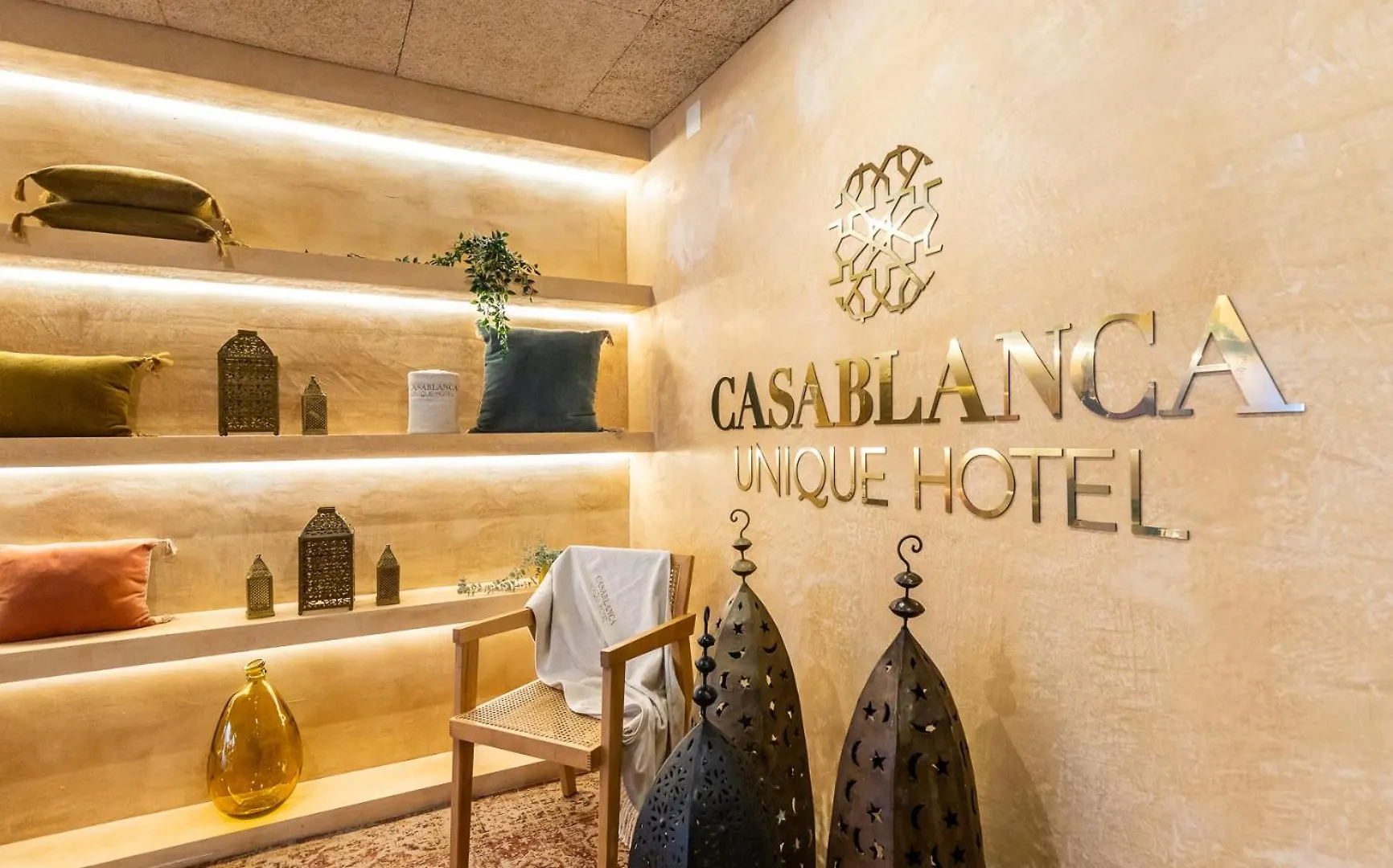 Casablanca Unique Hotel contacts